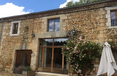 Saint-Pierre-de-Cole House | 250 m² House ∙ 4 bedrooms ∙ 8 guests