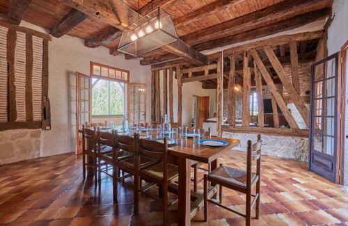 Tombeboeuf House | 250 m² House ∙ 5 bedrooms ∙ 11 guests