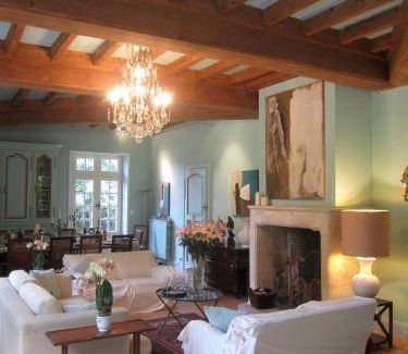 Bergerac House | 250 m² House ∙ 6 bedrooms ∙ 10 guests
