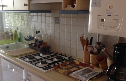 Saint-Mandrier-sur-Mer Apartment | 250 METERS FROM THE SAND BEACH END and 125 METERS TRADE