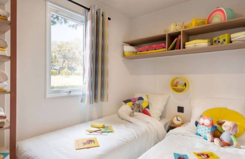 Saint-Georges-d'Oleron House | 28 m² Mobile home ∙ 3 bedrooms ∙ 6 guests