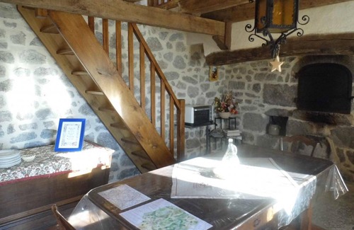 Chaveroche House | 28 m² Gîte ∙ 1 bedroom ∙ 2 guests