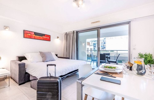 Cros-de-Cagnes House | 28 m² House ∙ 1 bedroom ∙ 2 guests