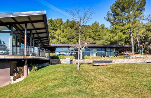 Le Tholonet House | 280 m² House ∙ 5 bedrooms ∙ 4 guests