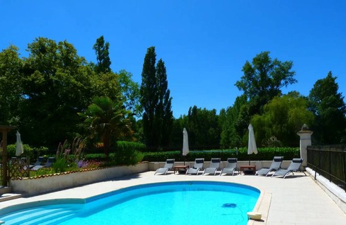 Mortiers House | 280 m² House ∙ 8 bedrooms ∙ 15 guests