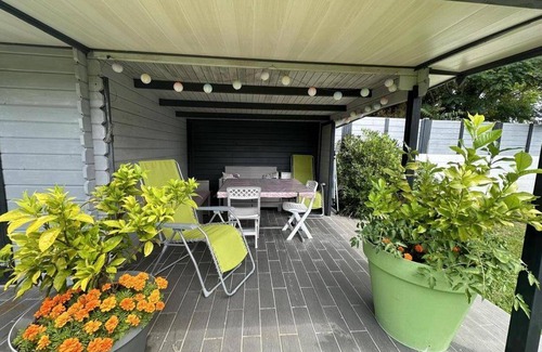 Sainte-Eulalie-en-Born House | 29 m² Gîte ∙ 1 bedroom ∙ 2 guests