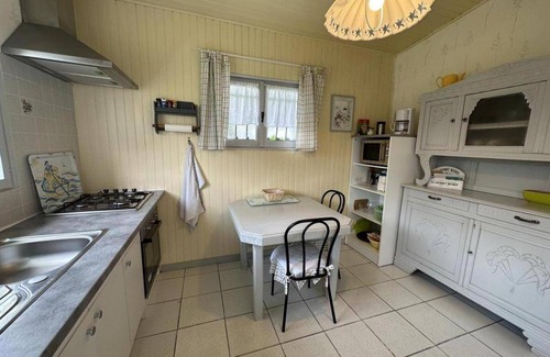 Sainte-Eulalie-en-Born House | 29 m² Gîte ∙ 1 bedroom ∙ 2 guests