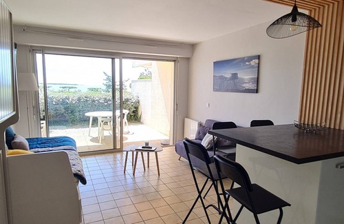 Saint-Georges-de-Didonne Apartment | 30 m² Studio flat ∙ 1 bedroom ∙ 4 guests