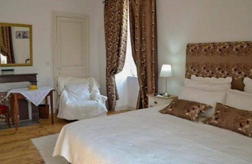 Montignac-le-Coq Bed & Breakfast | 30 m² Bed and breakfast ∙ 3 guests