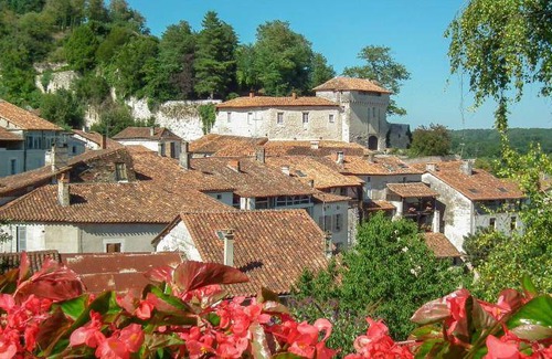 Montignac-le-Coq Bed & Breakfast | 30 m² Bed and breakfast ∙ 3 guests
