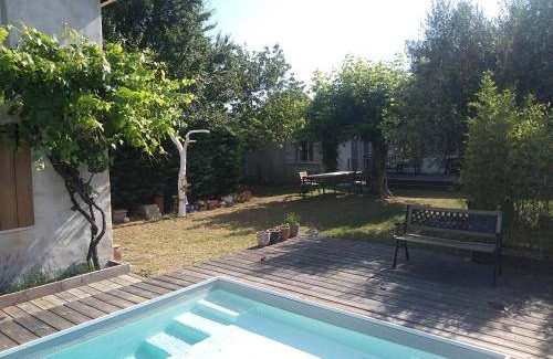Blanquefort House | 30 m² House ∙ 1 bedroom ∙ 2 guests