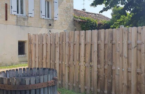 Fronsac House | 30 m² House ∙ 1 bedroom ∙ 2 guests