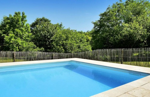 Lamonzie-Montastruc House | 300 m² Farmhouse ∙ 8 bedrooms ∙ 16 guests