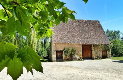 Lamonzie-Montastruc House | 300 m² Farmhouse ∙ 8 bedrooms ∙ 16 guests