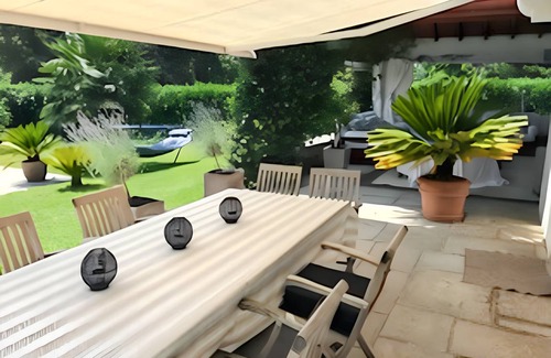 Arbonne House | 300 m² House ∙ 4 bedrooms ∙ 8 guests