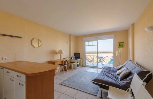 Port District Apartment | 31 m² Apartment ∙ 4 guests