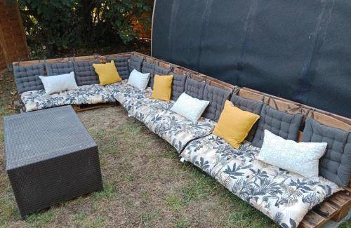Saint-Andre-de-Cubzac Bed & Breakfast | 31 m² Bed and breakfast ∙ 4 guests