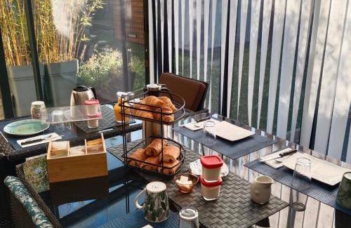 Saint-Andre-de-Cubzac Bed & Breakfast | 31 m² Bed and breakfast ∙ 4 guests