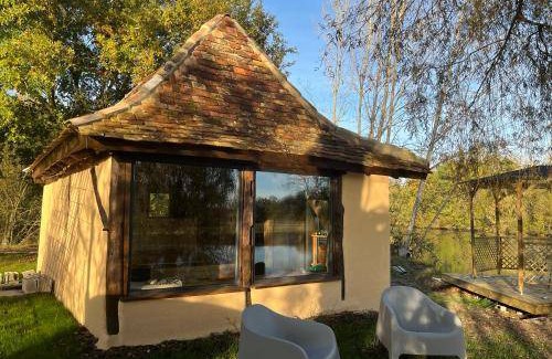Saint-Laurent-des-Hommes Bed & Breakfast | 32 m² Bed and breakfast ∙ 2 guests