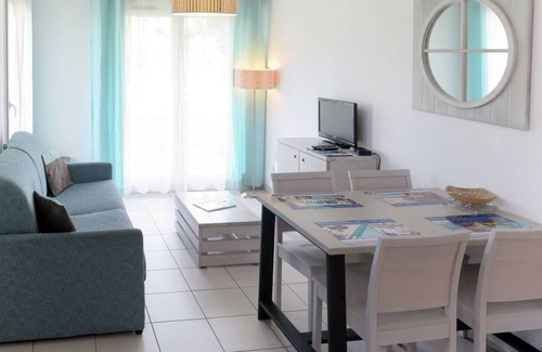 Saint-Palais-sur-Mer House | 32 m² House ∙ 1 bedroom ∙ 4 guests