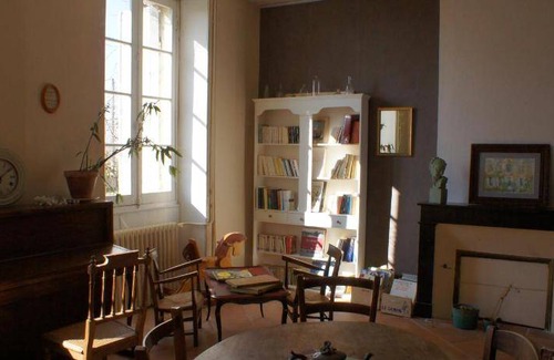Saint-Yzans-de-Medoc Bed & Breakfast | 32 m² Bed and breakfast ∙ 2 bedrooms ∙ 5 guests