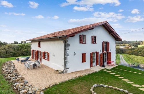 Souraide Villa | 320 m² Villa ∙ 5 bedrooms ∙ 10 guests