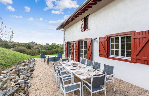Souraide Villa | 320 m² Villa ∙ 5 bedrooms ∙ 10 guests