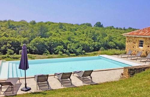 Molieres Villa | 320 m² Villa ∙ 6 bedrooms ∙ 12 guests