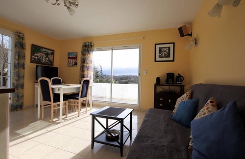 Arcangues House | 34 m² Gîte ∙ 1 bedroom ∙ 3 guests