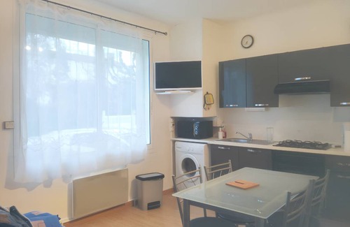 Jonzac Apartment | 35 m² Apartment ∙ 1 bedroom ∙ 2 guests