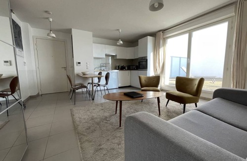 Bassins a Flot Apartment | 35 m² Apartment ∙ 1 bedroom ∙ 4 guests