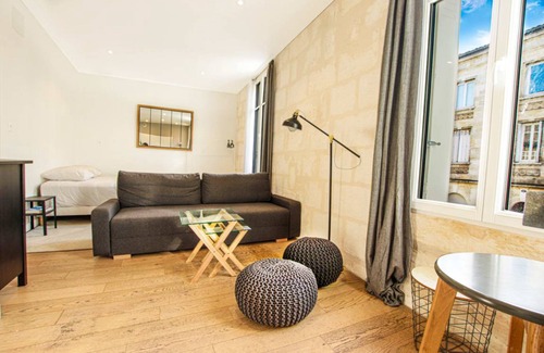 Chartrons Apartment | 35 m² Apartment ∙ 2 guests