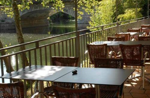 Saint-Paul-Lizonne House | 35 m² House ∙ 2 bedrooms ∙ 4 guests