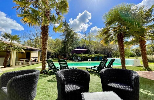 Saint Ouen d'Aunis Bed & Breakfast | 350 m² Bed and breakfast ∙ 5 bedrooms ∙ 15 guests