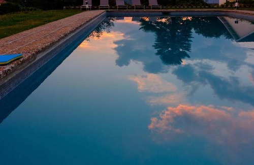 Jurancon House | 350 m² House ∙ 5 bedrooms ∙ 10 guests