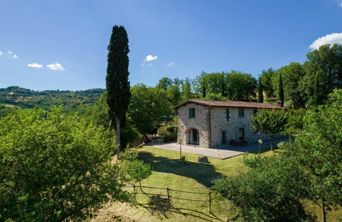 Vicchio Villa | 360 m² Villa ∙ 7 bedrooms ∙ 14 guests