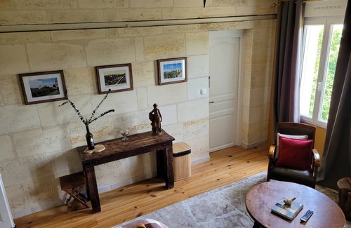 Lugon-et-l'ile-du-Carney Cottage | 4 bed and breakfast in a beautiful house