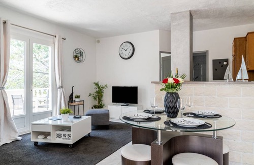 Saint-Raphael Apartment | 40 m² Apartment ∙ 1 bedroom ∙ 2 guests