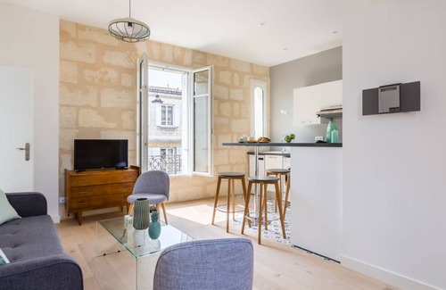Chartrons Apartment | 40 m² Apartment ∙ 1 bedroom ∙ 4 guests