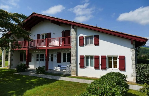 Louhossoa Apartment | 40 m² Apartment ∙ 1 bedroom ∙ 3 guests