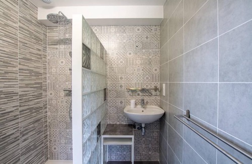 Cenac-et-Saint-Julien House | 40 m² Gîte ∙ 2 guests
