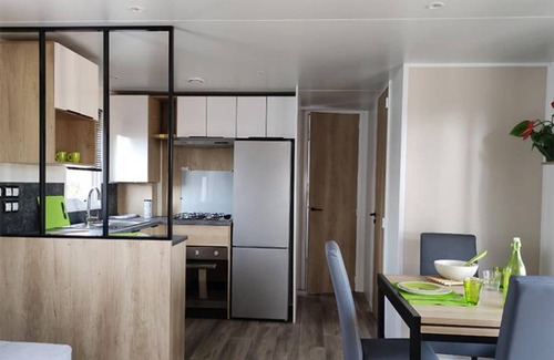 Saint-Julien-en-Born House | 40 m² House ∙ 3 bedrooms ∙ 5 guests