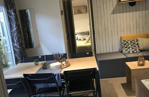 Montpon-Menesterol House | 40 m² Mobile home ∙ 2 bedrooms ∙ 8 guests