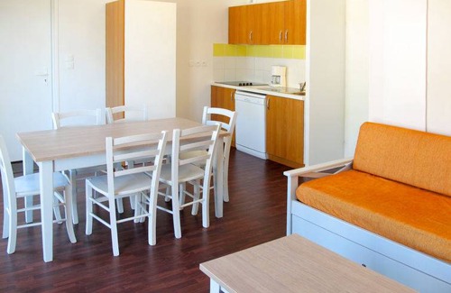 Parentis-en-Born Resort | 40 m² Resort ∙ 2 bedrooms ∙ 6 guests