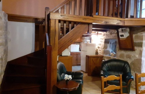 Saint-Cirgues-la-Loutre House | 42 m² Gîte ∙ 1 bedroom ∙ 2 guests
