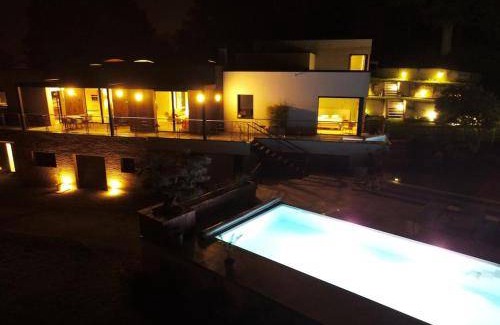 Notre-Dame-de-Sanilhac Villa | 420 m² Villa ∙ 6 bedrooms ∙ 14 guests