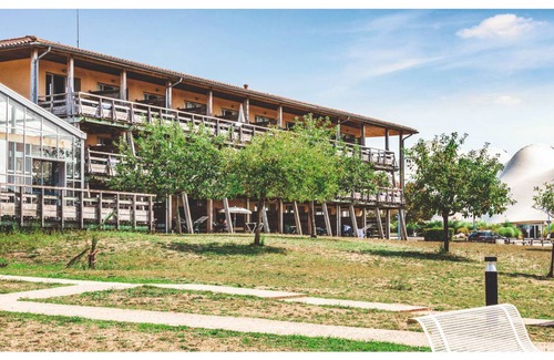 Jonzac Apartment | 43 m² Apartment ∙ 1 bedroom ∙ 7 guests