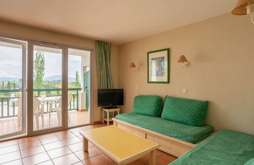 Arcangues Apartment | 43 m² Apartment ∙ 2 bedrooms ∙ 4 guests