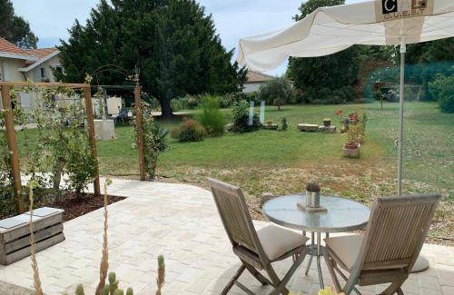 Ambares-et-Lagrave Bed & Breakfast | 43 m² Bed and breakfast ∙ 4 guests