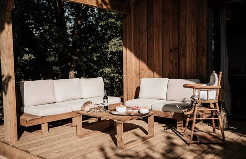 Saint-Amand-de-Coly Ski Chalet | 43 m² Chalet ∙ 2 bedrooms ∙ 6 guests